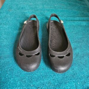 Crocs Olivia Flat size 6 women